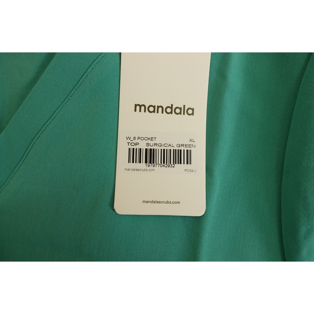 Mandala Womens Size XL Surgical Green Short Sleeve V Neck 6 Pocket Scrub Top NWT - Picture 3 of 11